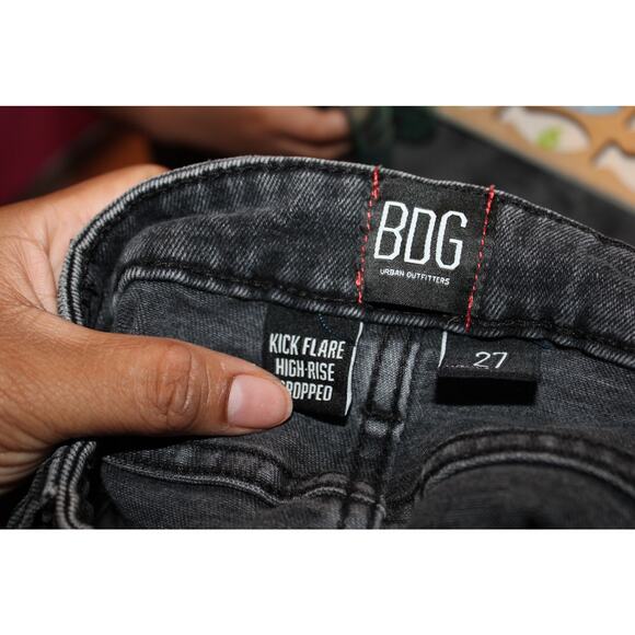 BDG Jeans Kick Flare High Rise Cropped Size 27/4 - Picture 8 of 8